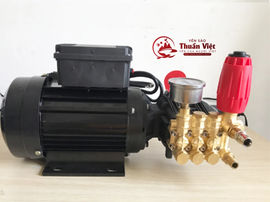  Hệ Thống Phun Nước Áp Suất Cao