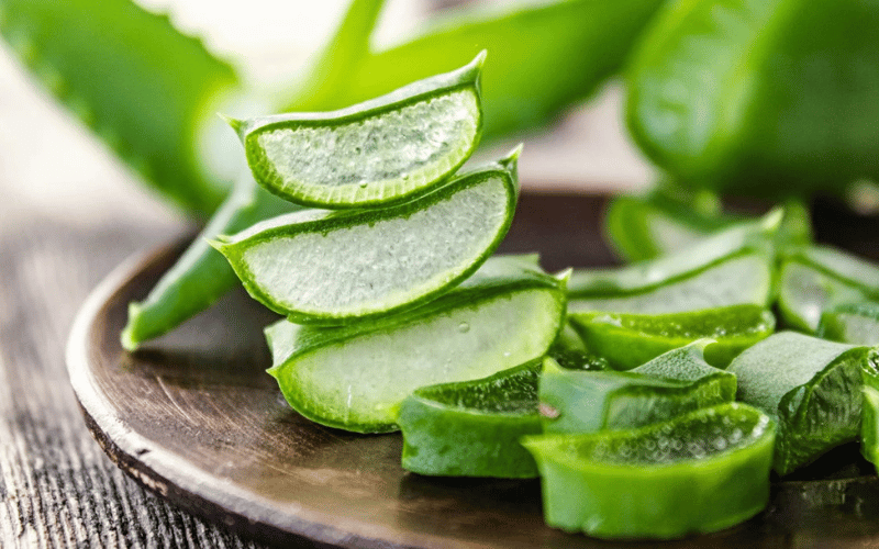 Cách làm nước yến nha đam tại nhà dễ nhất