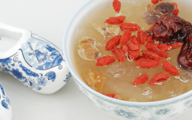 Yến tinh chế Thuần Việt – Tinh hoa được chắt lọc từ những tổ yến nguyên bản