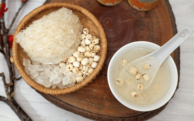 Cách chưng yến hạt sen bổ dưỡng giúp ngủ ngon, an thần tự nhiên